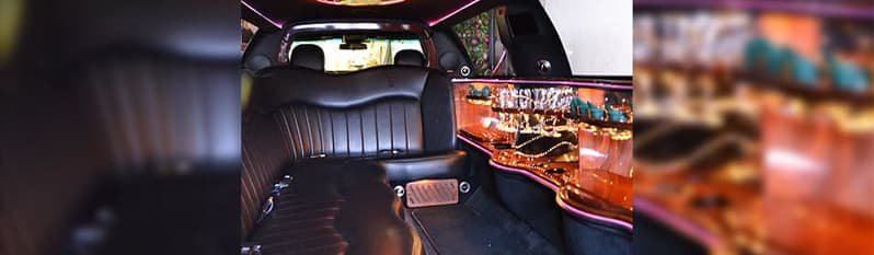 stretched-white-limo-interior